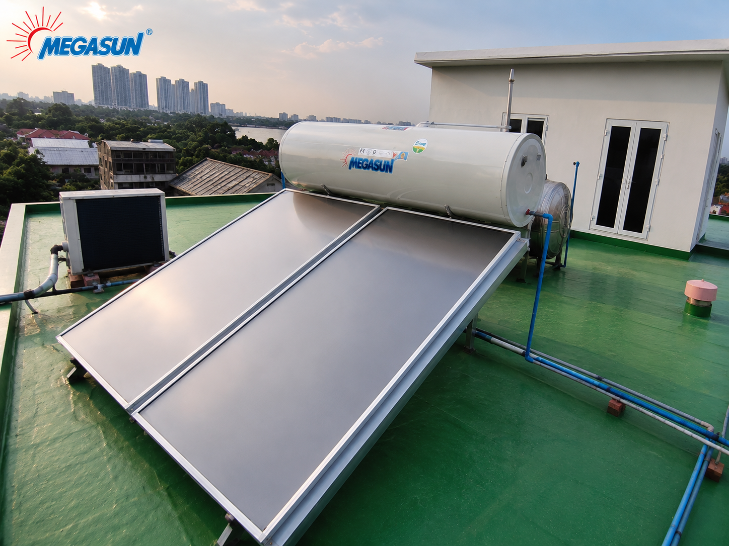 Máy Nước Nóng Năng Lượng Mặt Trời Tấm Phẳng Titanium 400L MGS-400-CA-TITAN