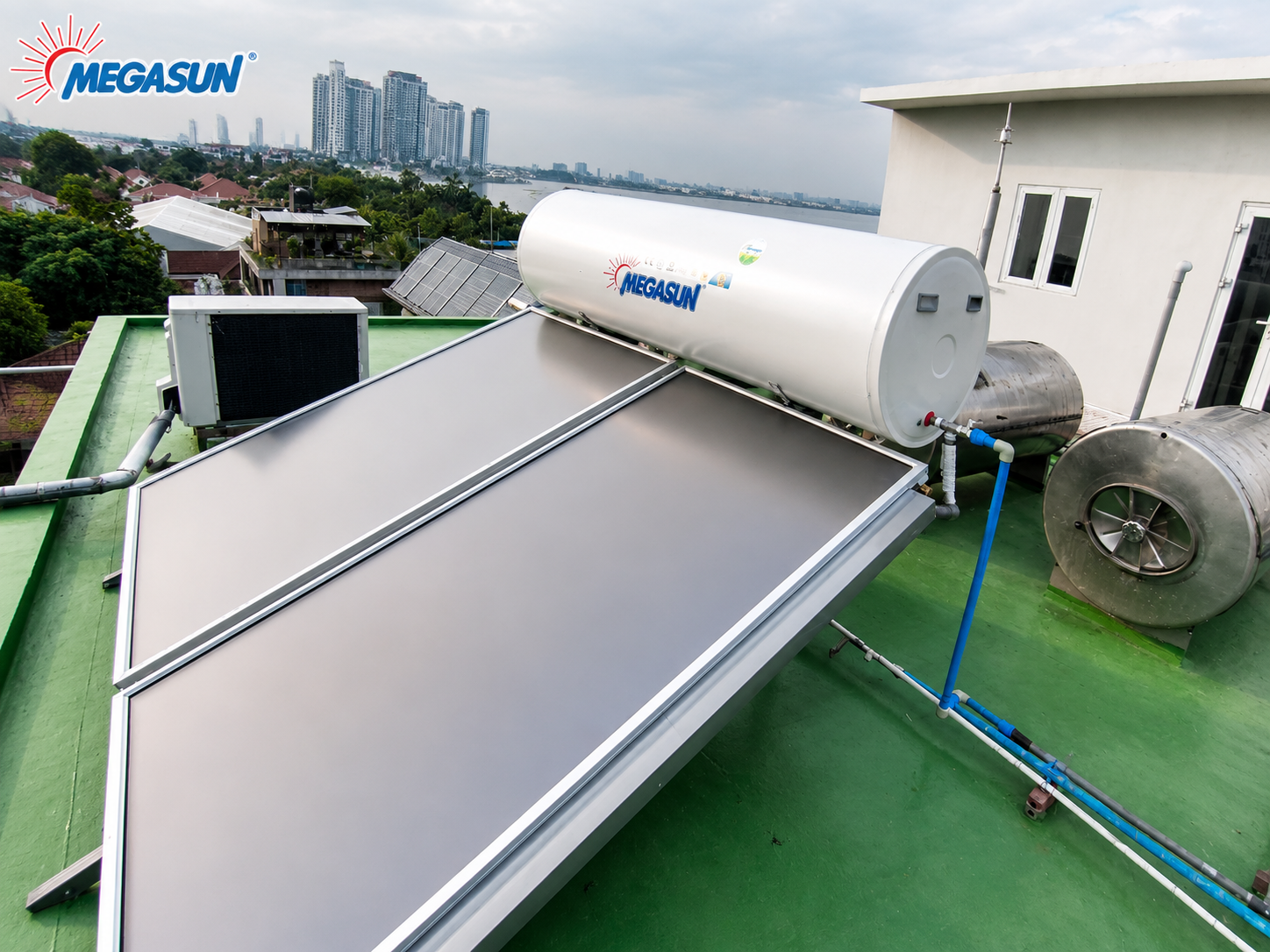 Máy Nước Nóng Năng Lượng Mặt Trời Tấm Phẳng Titanium 400L MGS-400-CA-TITAN